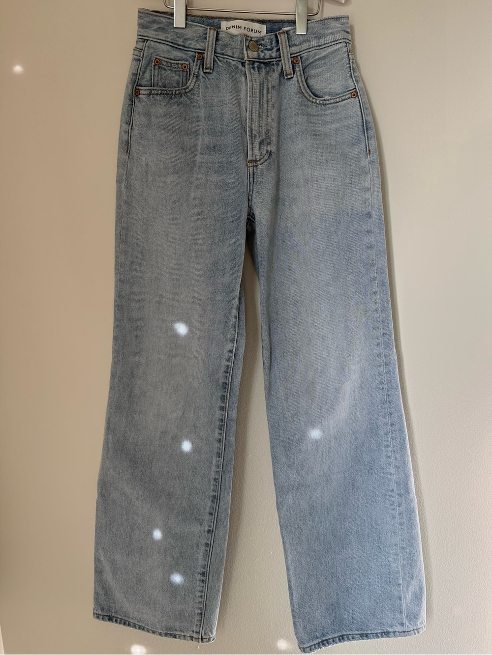 Aritzia Denim Forum Farrah Hi-Rise Wide Leg Jeans 23 Light Wash